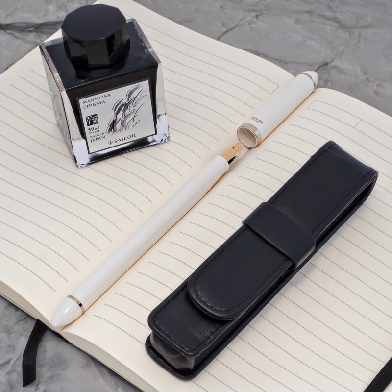 Sailor Compass Fude De Mannen Calligraphy Fountain Pen in Pearl White - 40 Degree Fude