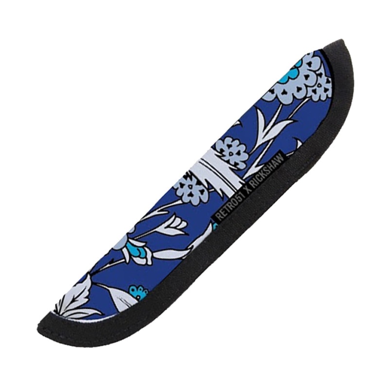 Rickshaw Bagworks Solo Pen Sleeve Retro 51 in The Met Iznik Garden Flowers
