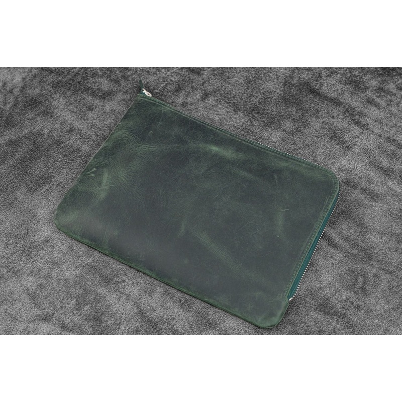 Galen Leather Zippered Writer's Bank Bag in Crazy Horse Forest Green