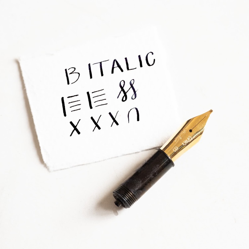 Tom's Studio Fountain Pen Nib in Cursive Italic