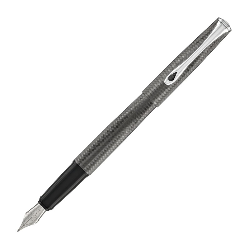 Diplomat Esteem Fountain Pen in Black Barley