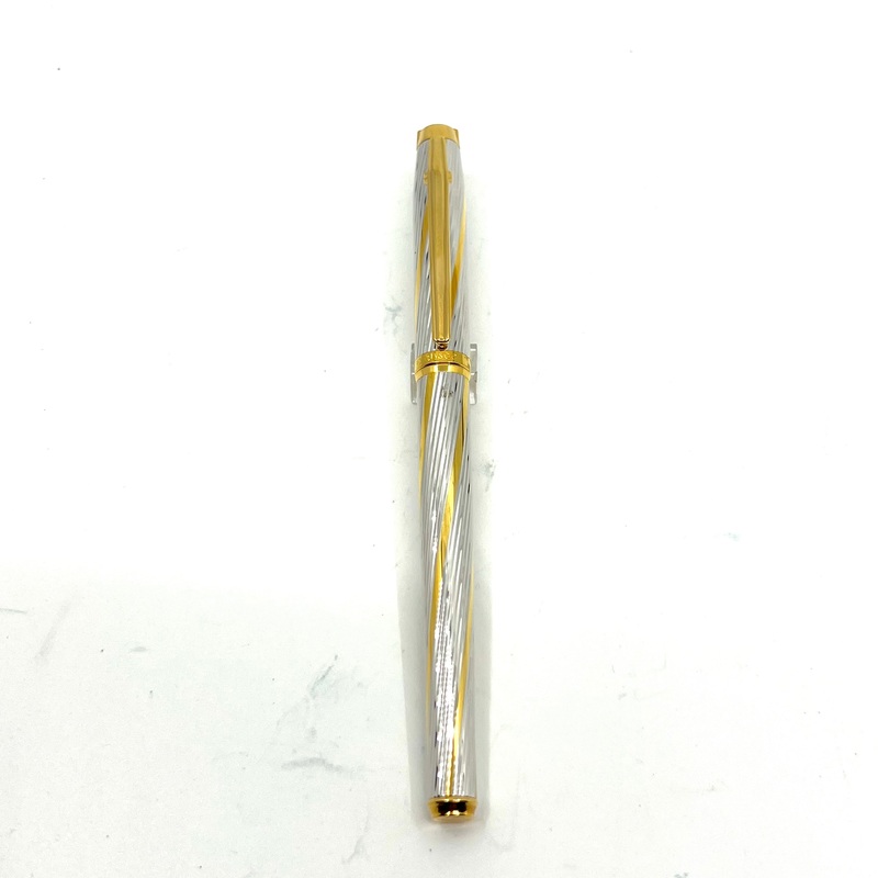 Elysee Finesse Bi-Coleur Swirl Fountain Pen
