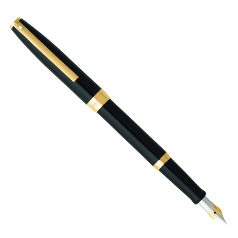 Sheaffer SAGARIS Gloss Black w/ Gold Tone Trim Fountain Pen