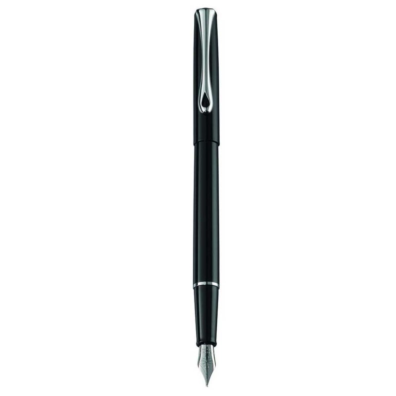 DIPLOMAT, Fountain Pen - TRAVELLER BLACK LACQUER.