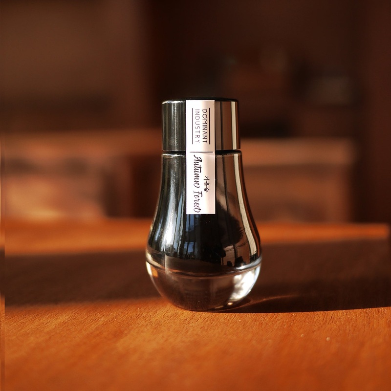 DOMINANT, Ink Bottle - Pearl AUTUMN FOREST 25ml.