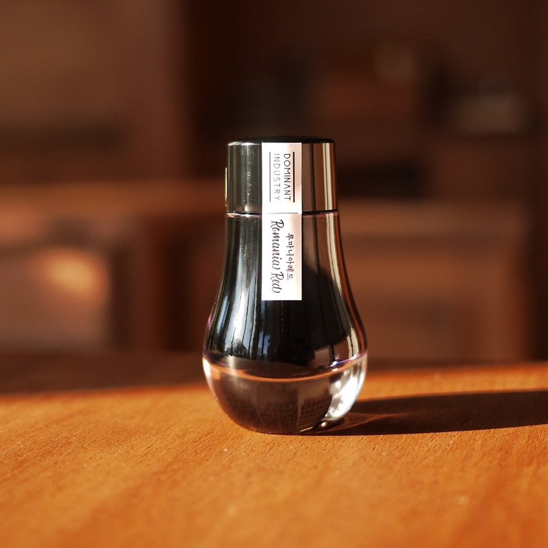 DOMINANT, Ink Bottle - Standard ROMANIA RED 25ml.