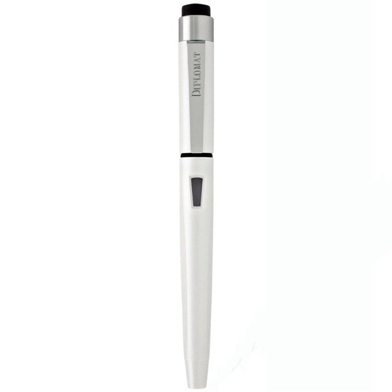 DIPLOMAT, Fountain Pen - MAGNUM PEARL WHITE.